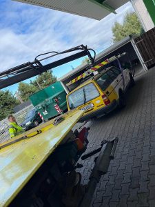 volvo 240gl 02 blurr